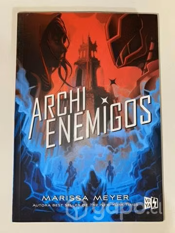 Libro archienemigos saga renegados marissa meyer