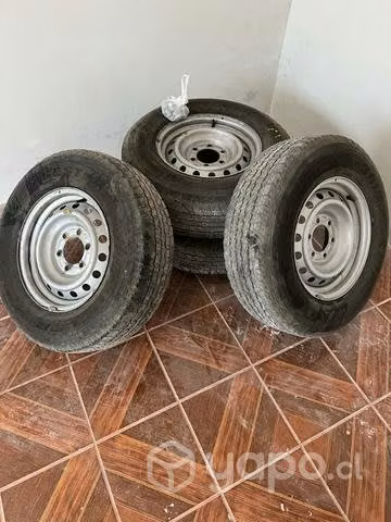 Llantas aro 16 con neumáticos Bridgestone