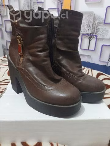 En venta por motivo de viaje