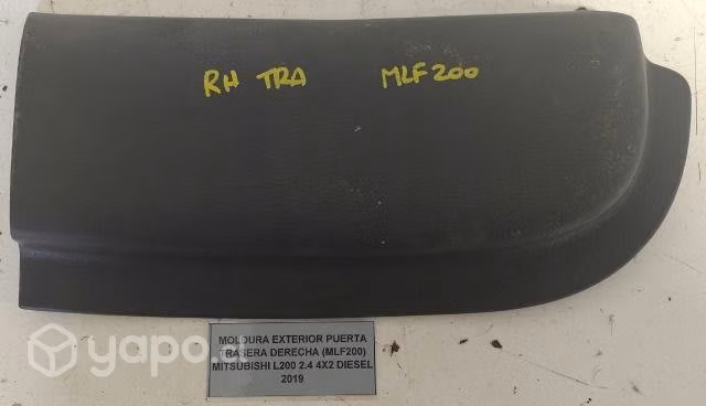 Moldura int pta tras (MLF200) Mitsubishi L200 2019