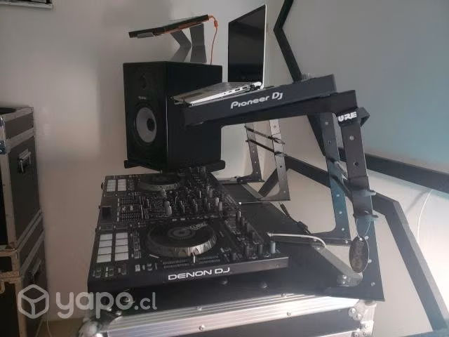 MEZCLADORA DENON MC-7000, muy poco uso