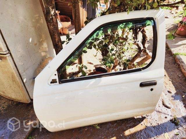 Puerta delantera derecha nissan terrano - Imagen 2