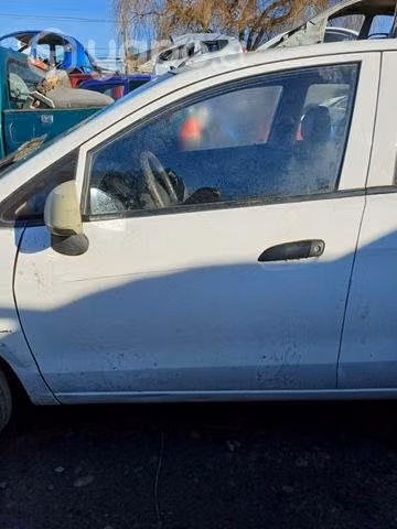 Puerta Izquierda delantera Chevrolet Sail