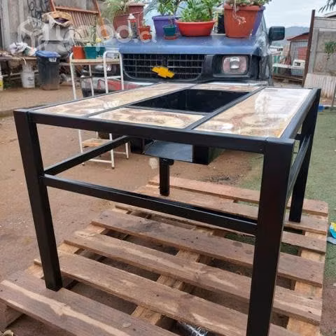 Brasero con apoya vasos en madera y ceramica