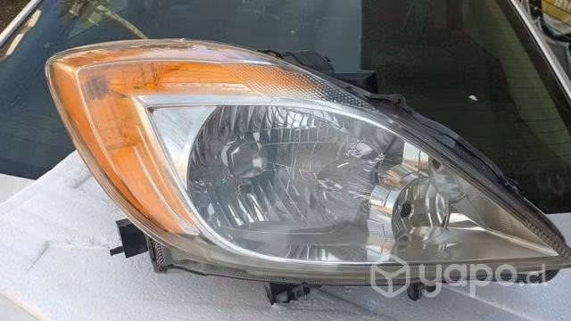 Optico derecho mazda bt original