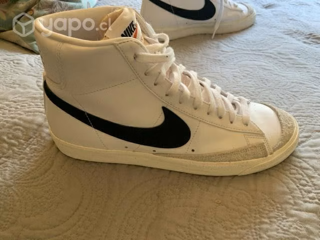 Nike blazer