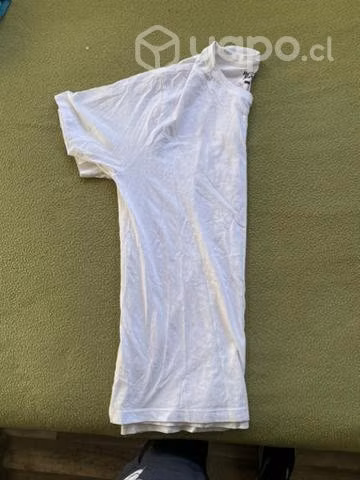 Poleras variadas
