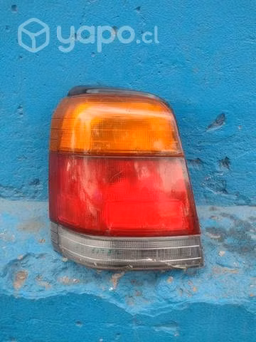 Foco trasero izq Subaru Forester 1997