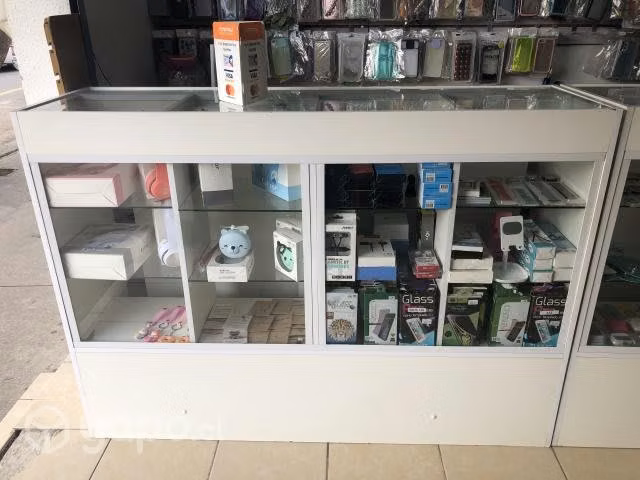 Venta tienda carcasas y accesorios para celulares