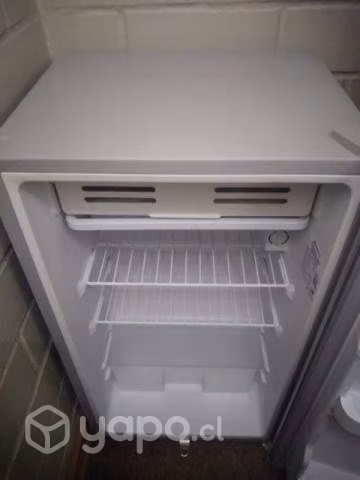 Frigobar Mademsa