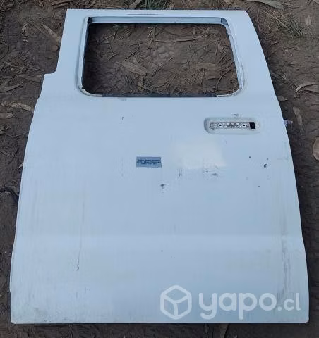 Puerta Trasera Izquierda (NTA221) Nissan Terrano M