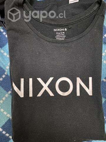 Polera nixon - Imagen 2
