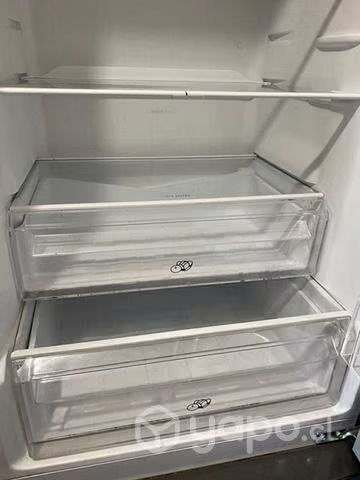 Resfrigerador Madenza