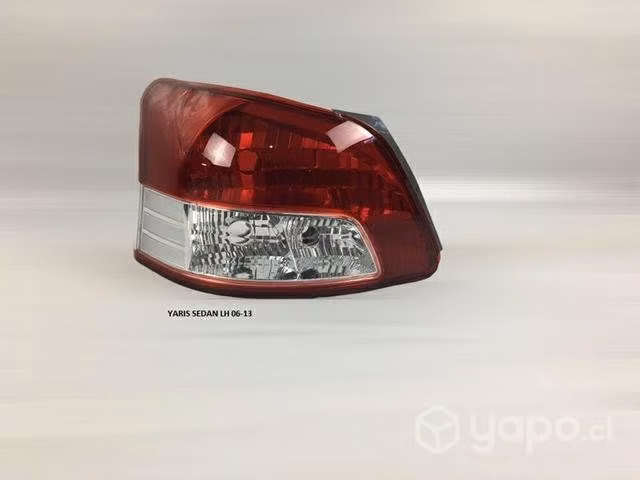 Foco trasero Lh Toyota Yaris sedan 2006 2012 acf