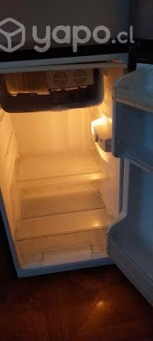 Frigobar como nuevo - Imagen 2