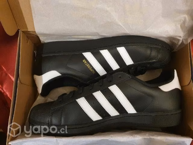 Zapatillas Adidas Superstar negras talla 44 nuevas