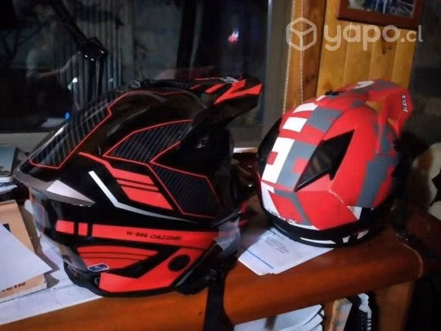 2 cascos como nuevos