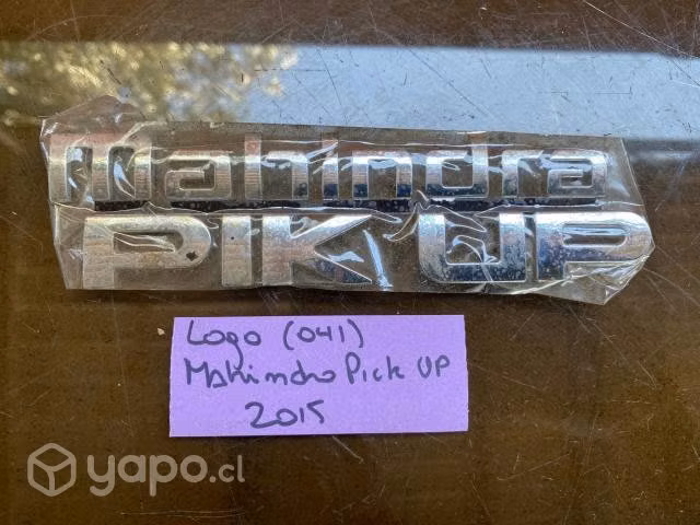 Logo (041) Mahindra pick up 2015
