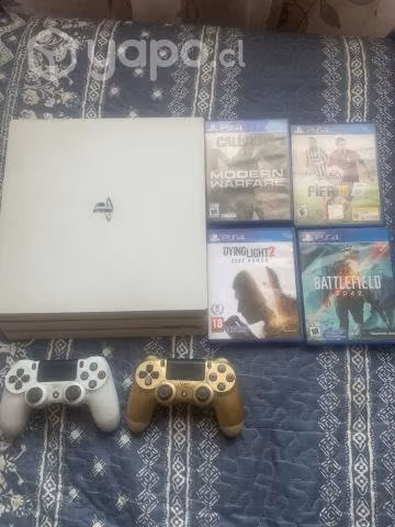 PlayStation 4 PRO