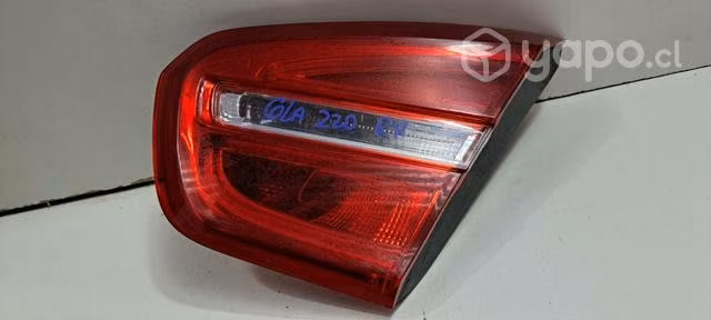 Foco trasero derecho mercedes benz gla RAK2.1
