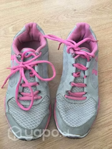 Zapatillas Under Armour talla 40