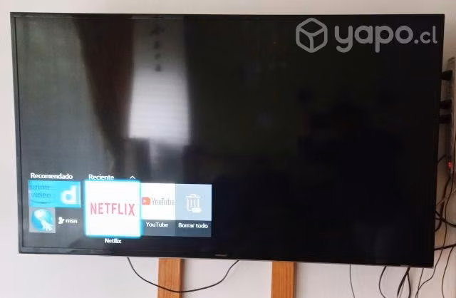 Samsung led uhd 7000 50" con soporte - Imagen 2