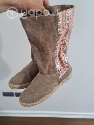 Botas españolas talla 39 pero horma de 38