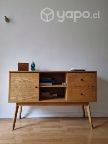 Mueble de madera vintage
