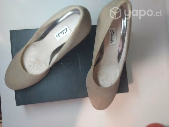 Hermosos zapatos Clarks
