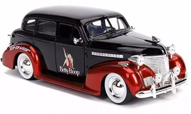 Betty Boop Chevy 1939