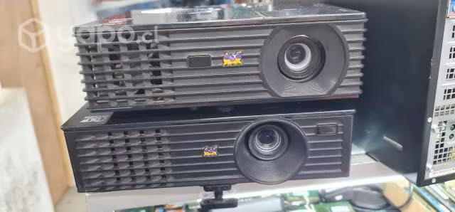Proyector con más de 1700 horas disponibles - Imagen 3