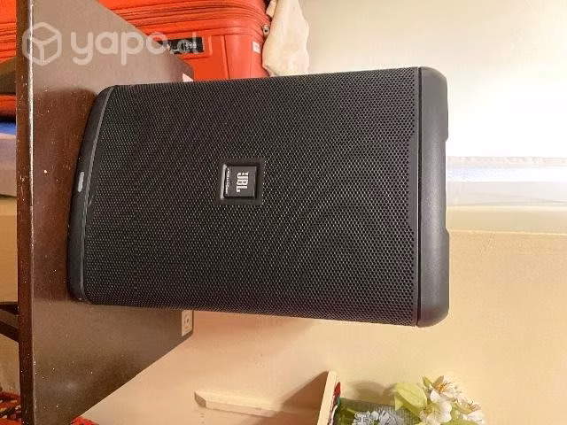 Parlante Portatil JBL EON compact