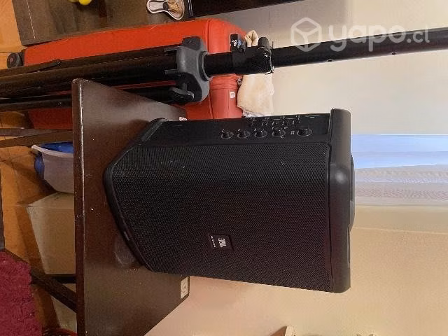 Parlante Portatil JBL EON compact
