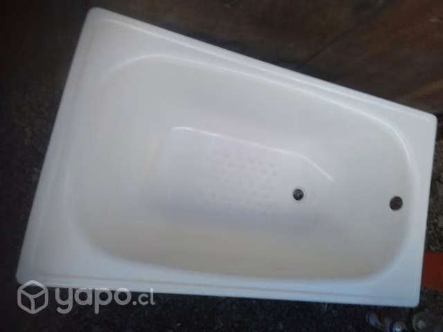 Tina de baño enlozada. 1.20 mt x 70 cms