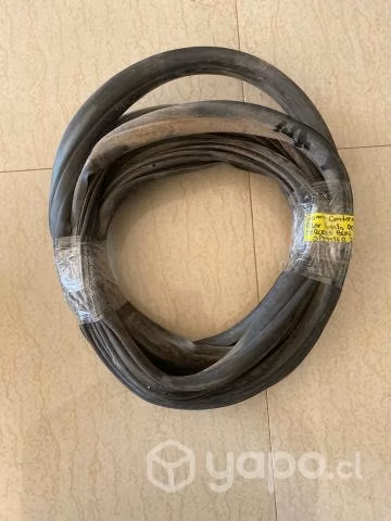 Goma contorno pilar pta del izq Mercedes Benz 2017