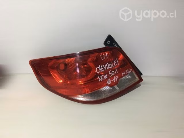 Foco trasero lh chevrolet new sail 2017 2021