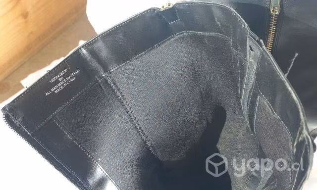 Bota larga taco bajo Thalía Sodi N° 36