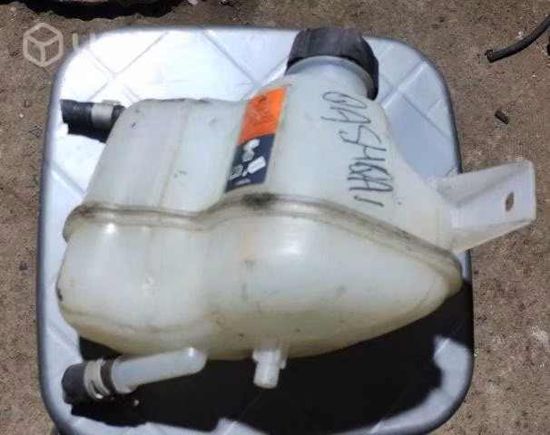 Depósito Agua Radiador Qashqai
