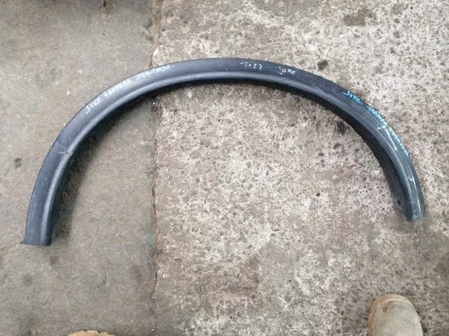 Moldura trasera izquiera nissan juke original