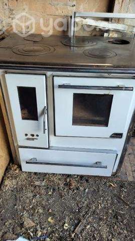 Cocina combustiónon con etalles - Imagen 4