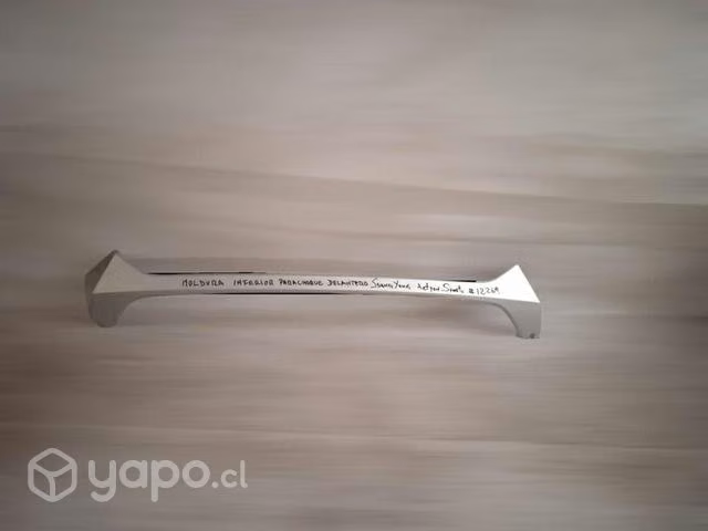 Moldura parachoque delantero Ssangyong Actyon