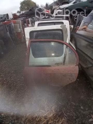 Toyota corolla 97 Puerta trasera izquierda envio