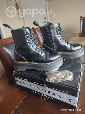 Botines Negros Cuero