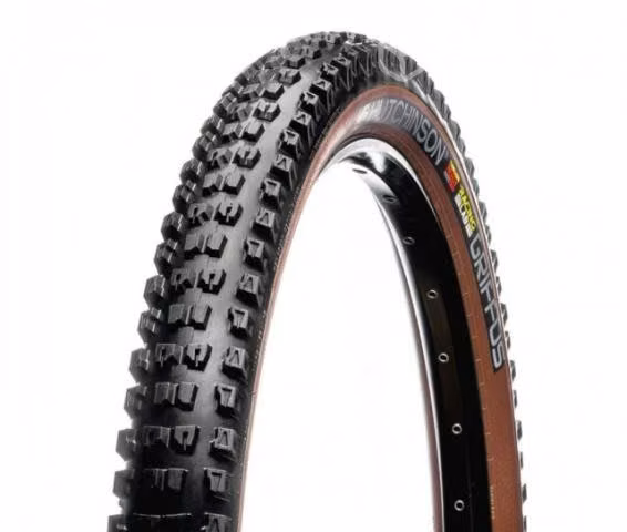 Hutchinson Griffus TanWall 2.4/2.5x27.5, Par Nuevo
