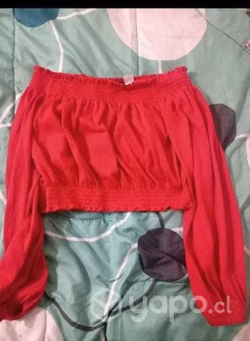 Polera roja