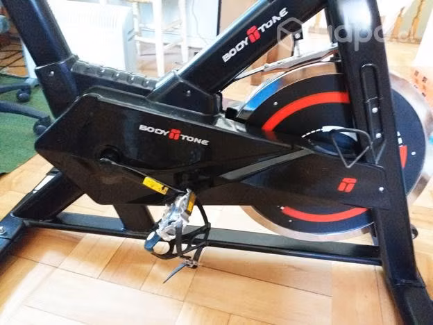 Bicicleta estática Spinning Bodytone casi nueva