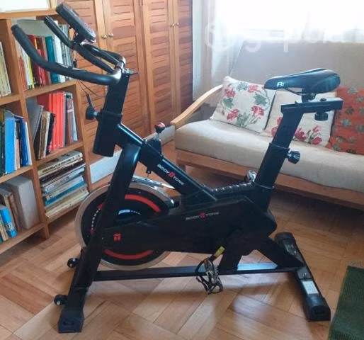 Bicicleta estática Spinning Bodytone casi nueva