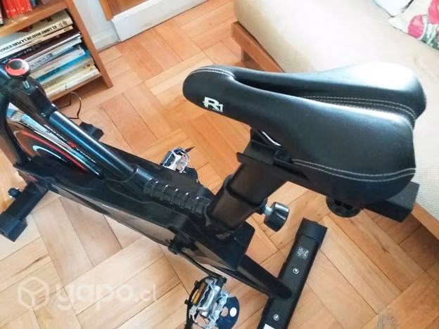 Bicicleta estática Spinning Bodytone casi nueva