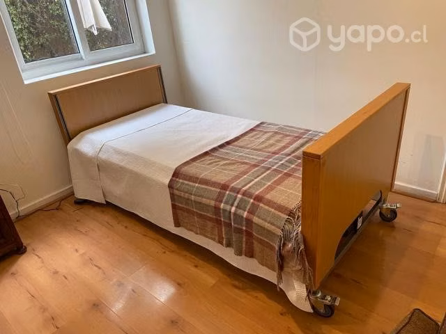 Cama clínica eléctrica