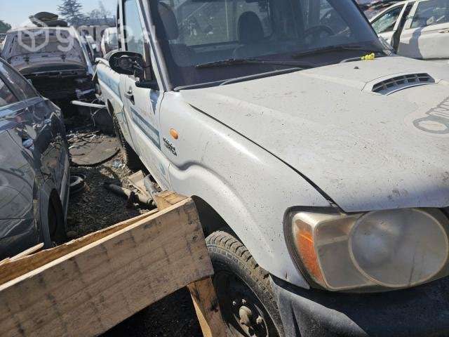 Tapabarro mahindra pick up 2013 - Imagen 2
